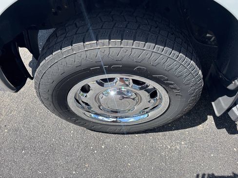 Used 2013 Ford F150 XL w/ Mid Equipment Group AWD/4WD image 13