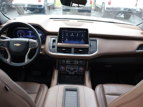 Used 2023 Chevrolet Tahoe High Country AWD/4WD image 21