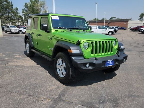 Used 2018 Jeep Wrangler Unlimited Sport S AWD/4WD image 14