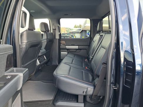 Used 2023 Ford F350 Lariat w/ Lariat Ultimate Package image 14