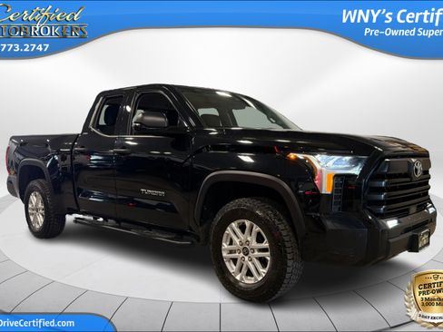 Used 2022 Toyota Tundra SR5 AWD/4WD image 3