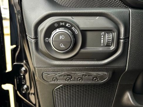 New 2026 Jeep Gladiator Rubicon w/ Safety Group image 12