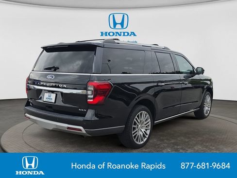 Used 2024 Ford Expedition Max Limited AWD/4WD image 5