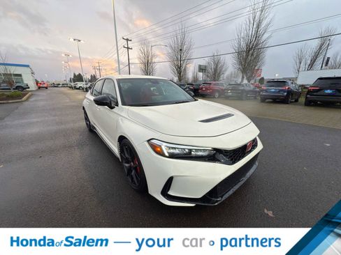 Used 2023 Honda Civic Type R image 7