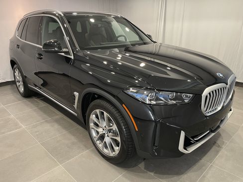 New 2026 BMW X5 xDrive40i AWD/4WD image 3