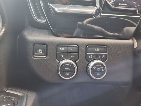 Used 2024 GMC Sierra 1500 Elevation w/ X31 Off-Road Package AWD/4WD image 25