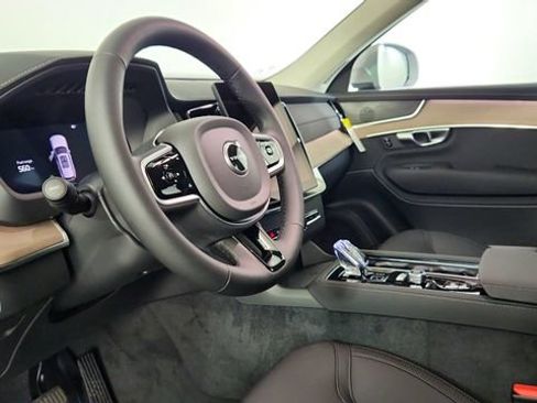 New 2026 Volvo XC90 B6 Core AWD/4WD image 12
