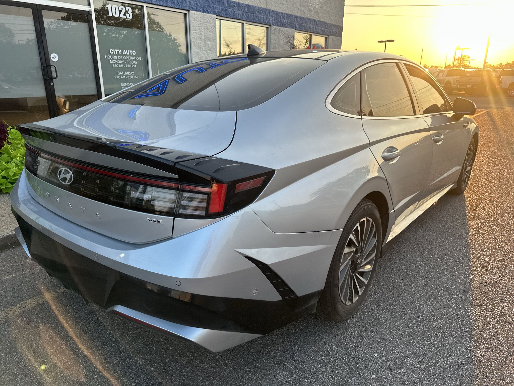 Used 2025 Hyundai Sonata Limited FWD image 4