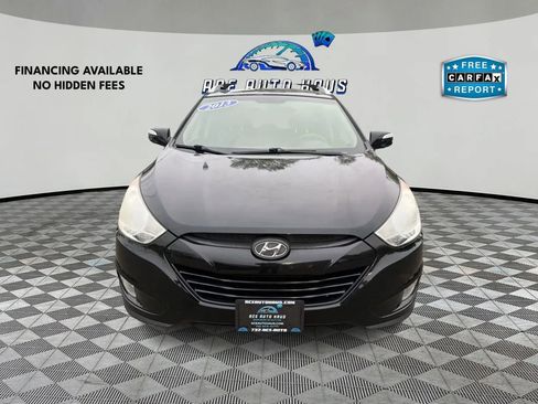 Used 2013 Hyundai Tucson GLS AWD/4WD image 2