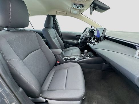 Used 2023 Toyota Corolla LE image 19