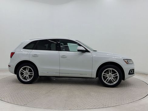 Used 2016 Audi Q5 2.0T Premium Plus w/ Technology Package AWD/4WD image 8