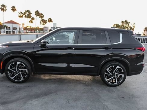Used 2024 Mitsubishi Outlander SE AWD/4WD image 14