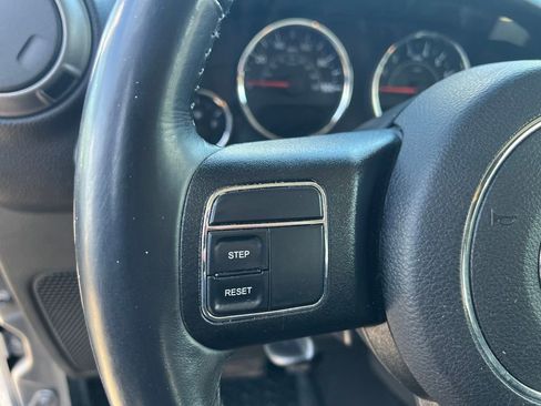 Used 2018 Jeep Wrangler Unlimited Sport S AWD/4WD image 15
