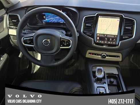 Used 2025 Volvo XC90 B6 Ultra w/ Protection Package Premier image 26