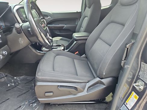 Used 2017 GMC Canyon SLE w/ SLE Convenience Package AWD/4WD image 9