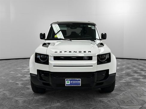 New 2026 Land Rover Defender 110 S image 8