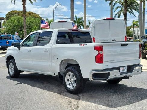 Used 2025 Chevrolet Silverado 1500 LT AWD/4WD image 3