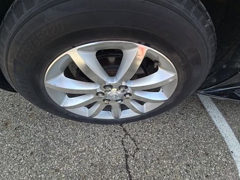 Used 2013 Buick Enclave Premium w/ Trailering Provision Package image 21