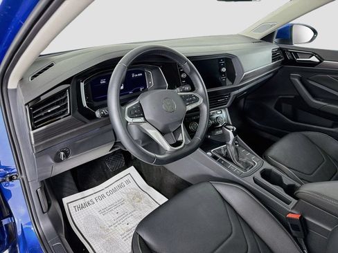 Used 2023 Volkswagen Jetta SEL FWD image 9