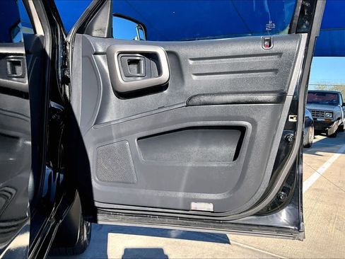 Used 2014 Honda Ridgeline SE image 22