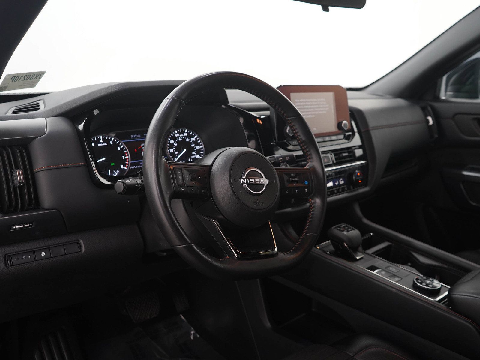 Used 2024 Nissan Pathfinder Rock Creek AWD/4WD image 24