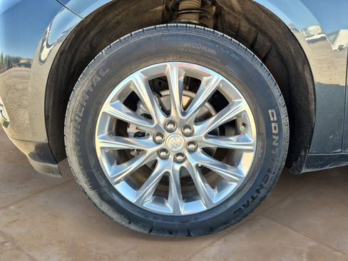 Used 2020 Buick Enclave Essence w/ Sound and Sites Package image 29