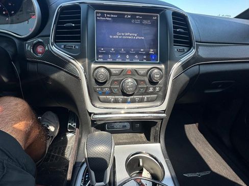 Used 2018 Jeep Grand Cherokee Trackhawk AWD/4WD image 19