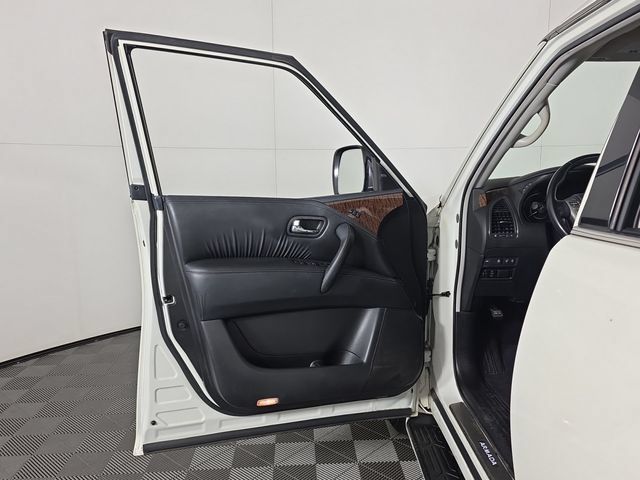 Used 2019 Nissan Armada Platinum w/ Interior Lighting Package AWD/4WD image 26