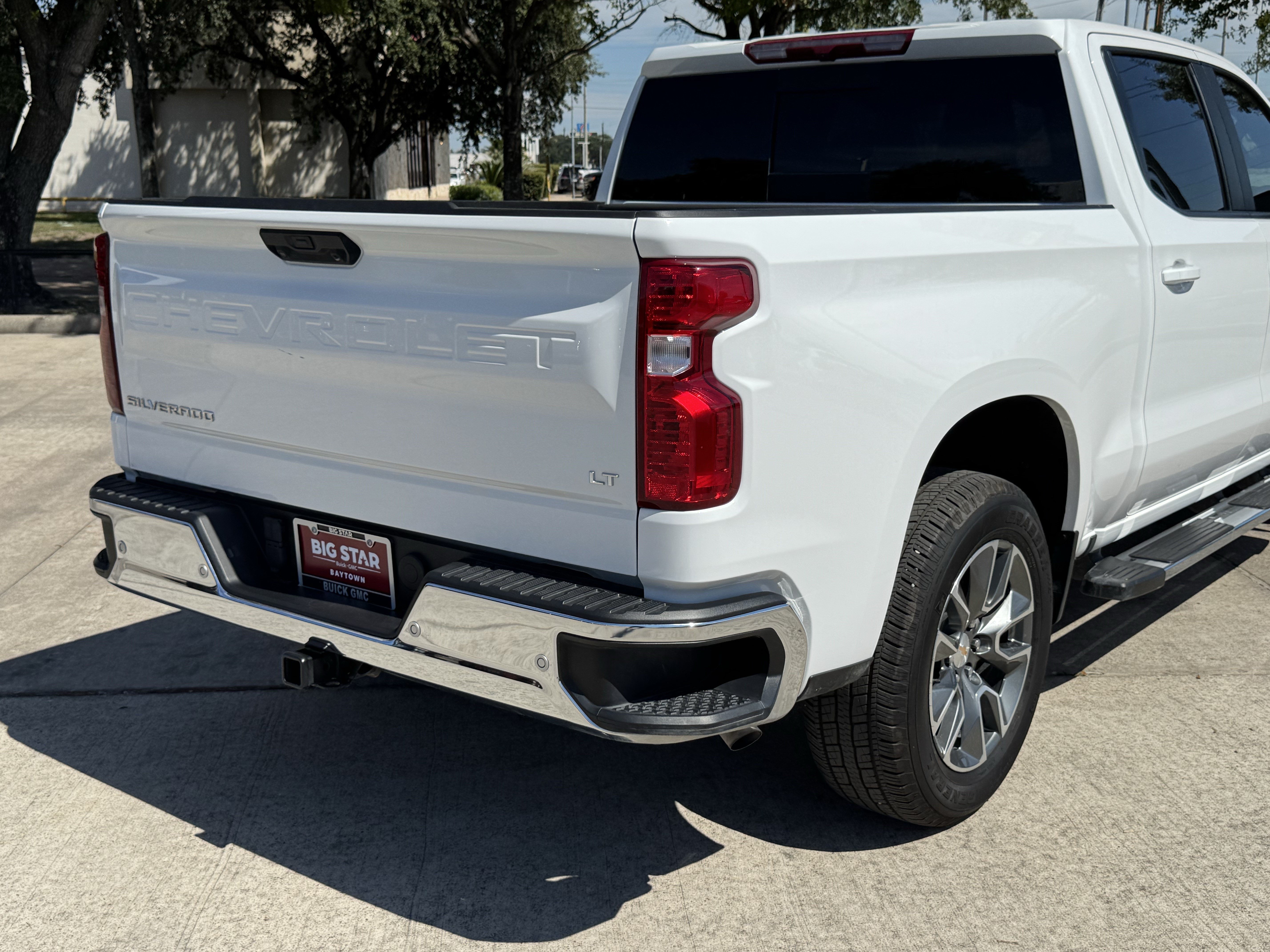 Used 2025 Chevrolet Silverado 1500 LT w/ Texas Edition Plus RWD image 7