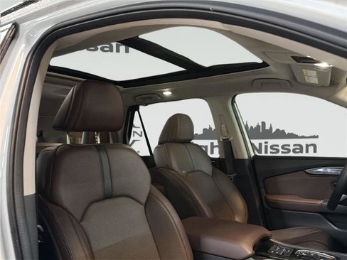 Used 2023 Honda Pilot Elite image 38