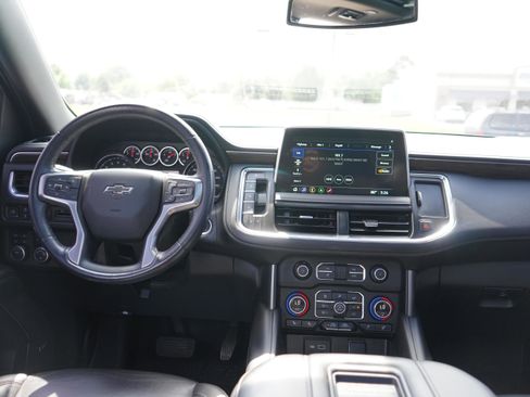 Used 2021 Chevrolet Tahoe Z71 w/ Rear Media and Nav Package AWD/4WD image 22