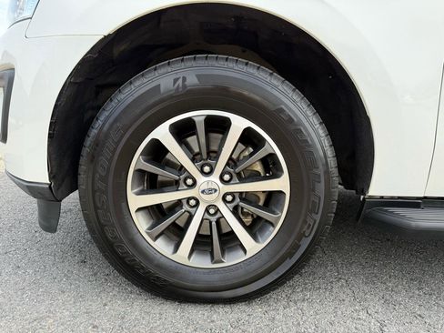 Used 2020 Ford Expedition Max XLT image 42