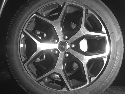 Used 2025 Jeep Compass Limited image 12