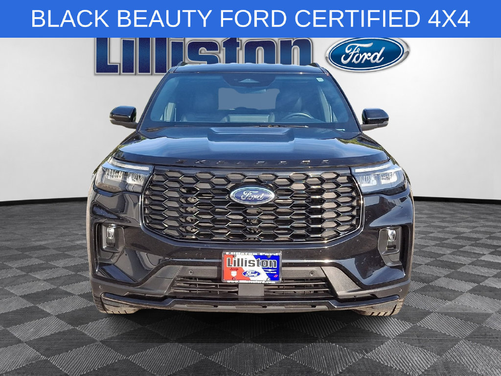 Used 2025 Ford Explorer ST-Line AWD/4WD image 2