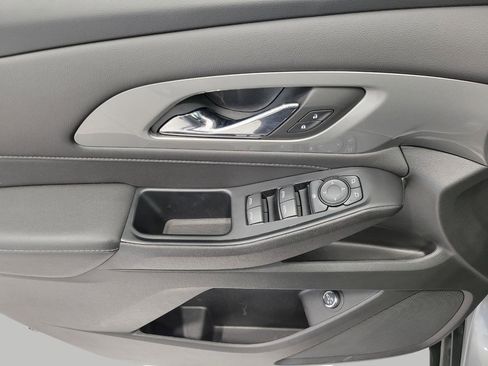 Certified 2023 Chevrolet Traverse LT image 27