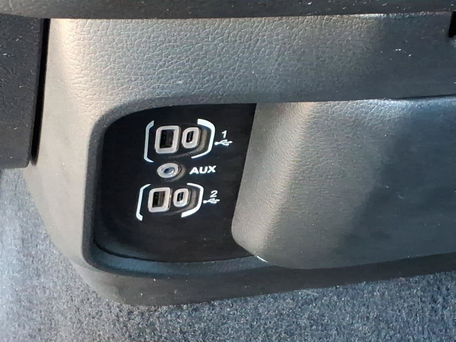 Used 2025 RAM 1500 Big Horn AWD/4WD image 41