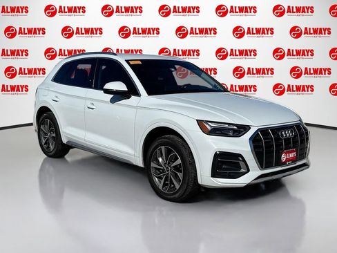 Used 2021 Audi Q5 2.0T Premium w/ Convenience Package image 3