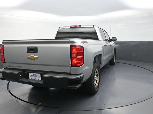 Used 2018 Chevrolet Silverado 1500 W/T w/ WT Fleet Convenience Package AWD/4WD image 10