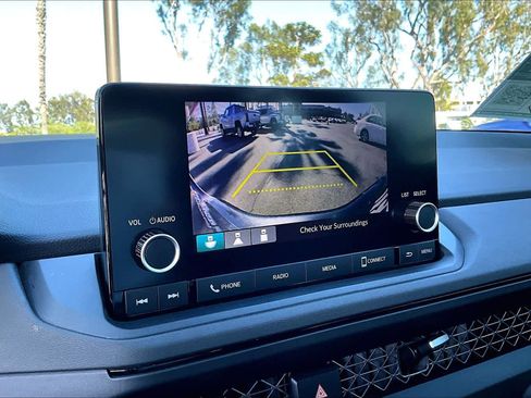 Used 2023 Honda Accord EX image 25