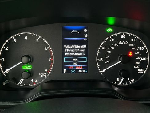Used 2023 Toyota Corolla Cross AWD Hybrid image 17