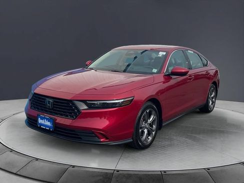 Used 2023 Honda Accord EX image 7