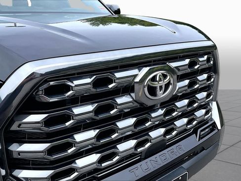 Used 2023 Toyota Tundra Platinum AWD/4WD image 32