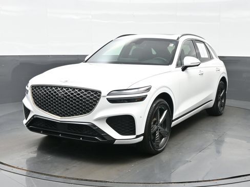Certified 2025 Genesis GV70 2.5T w/ Sport Prestige Package AWD/4WD image 1