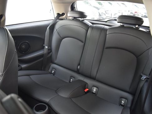 Used 2024 MINI Cooper SE FWD image 20
