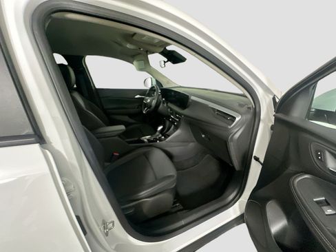 Used 2025 Buick Encore GX Preferred FWD image 29