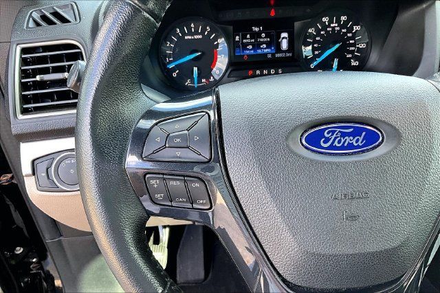 Used 2018 Ford Explorer XLT FWD image 19