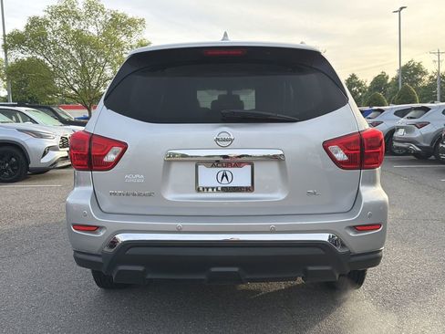Used 2020 Nissan Pathfinder SL FWD image 4