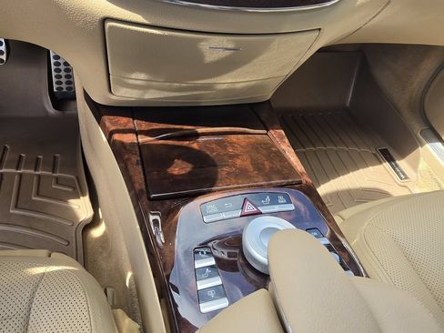 Used 2013 Mercedes-Benz S 550 w/ Sport Pkg Plus One image 20