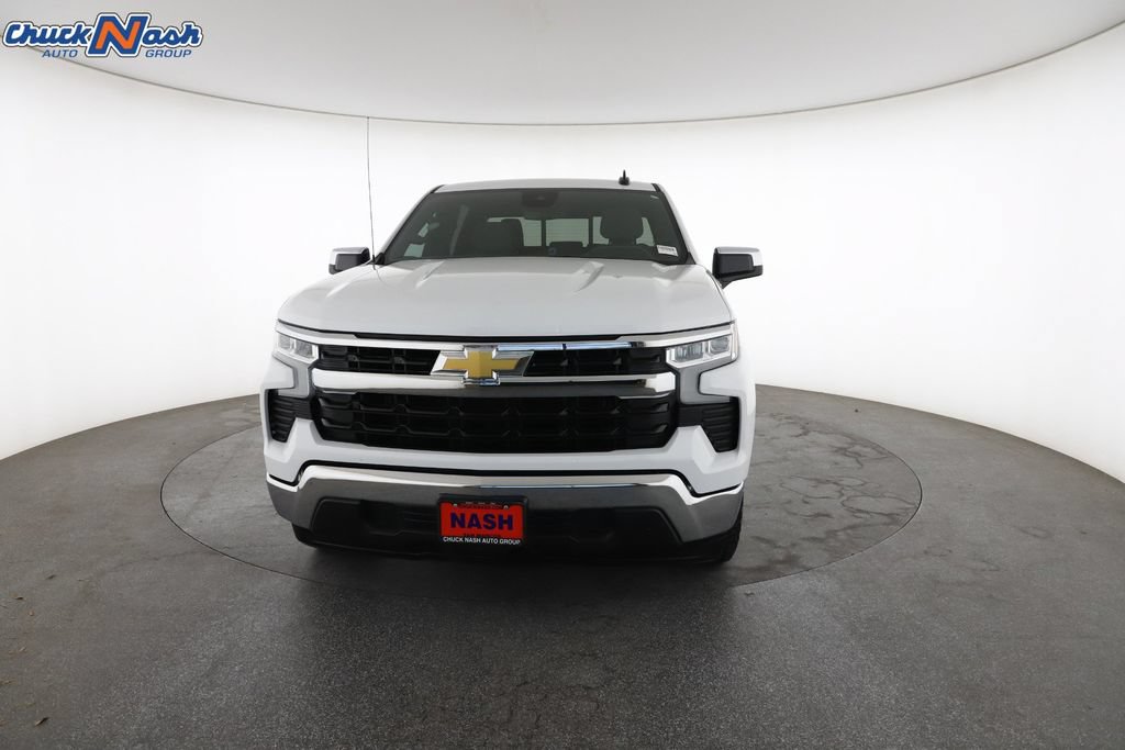 Used 2024 Chevrolet Silverado 1500 LT w/ Convenience Package II RWD image 4