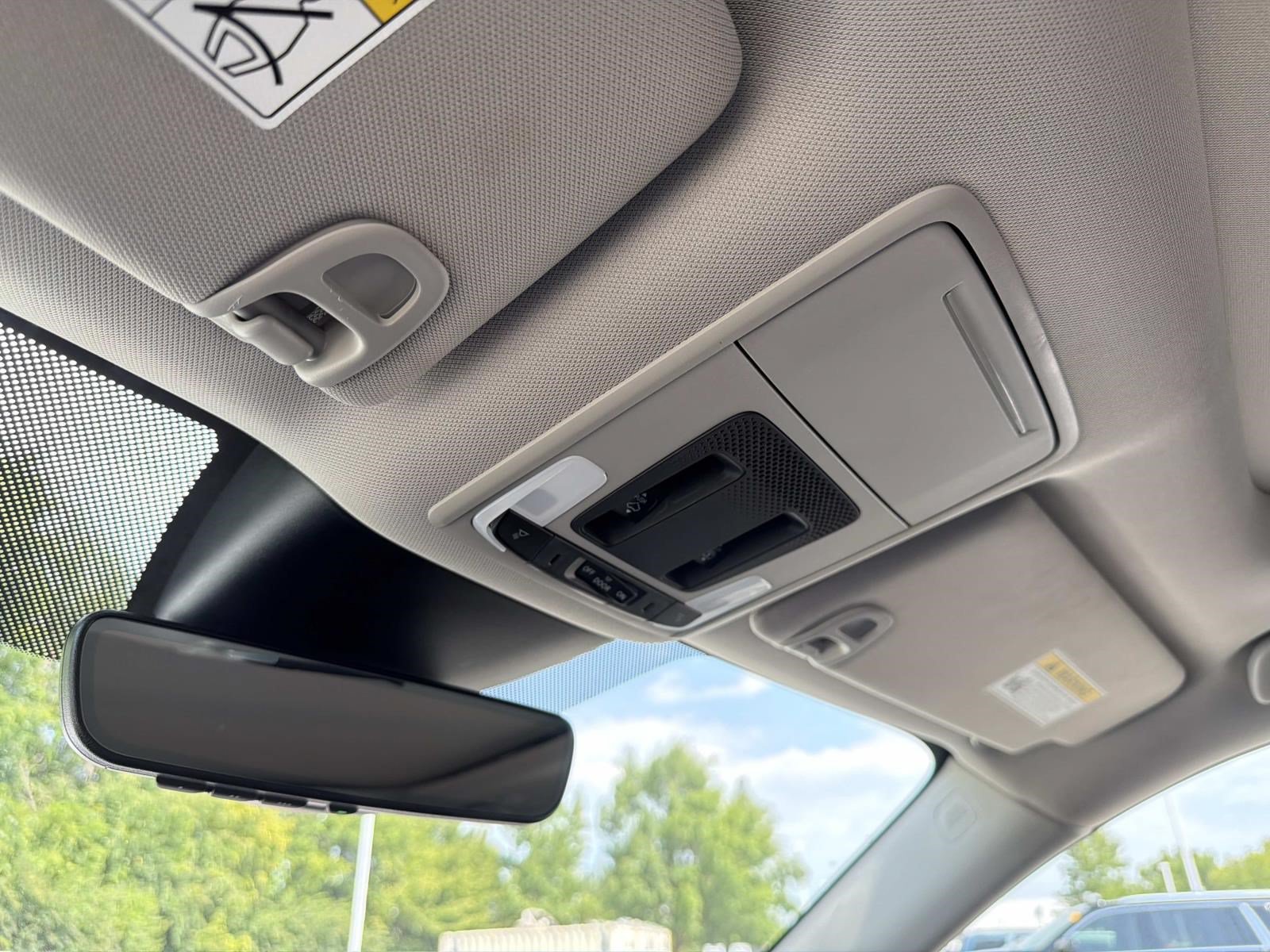 Used 2025 Honda Pilot Elite image 30
